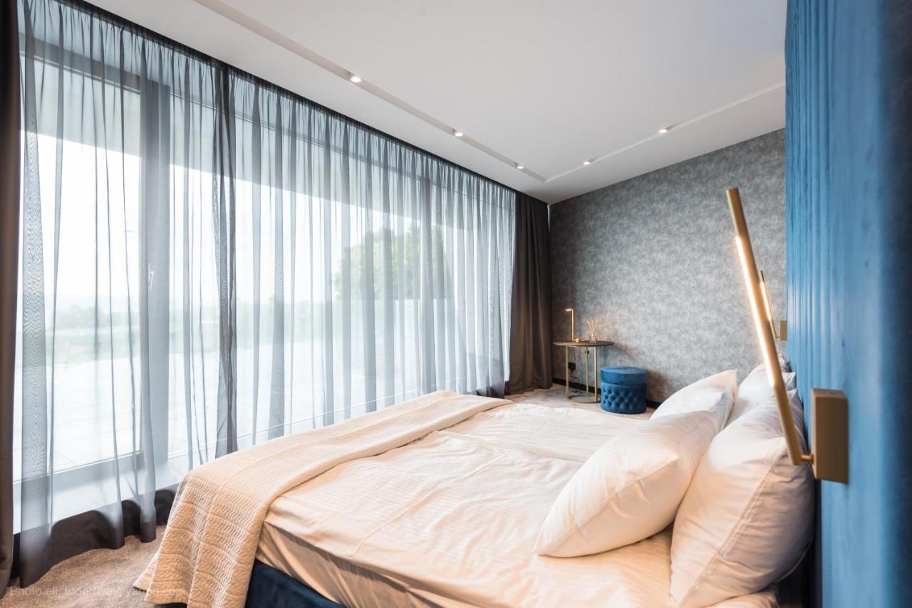Lotus Luxury Rooms Варна Экстерьер фото